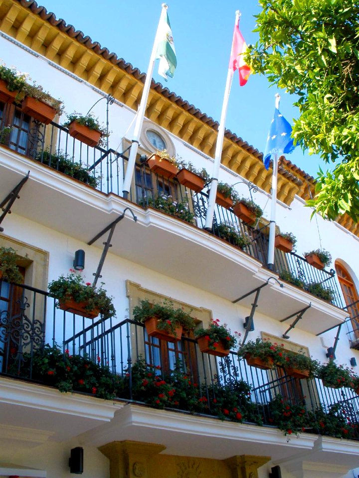 Marbella - Plaza de los Naranjos, Ayuntamiento 1
