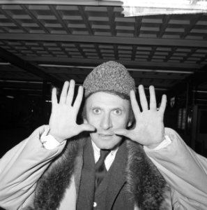 Marcel Marceau (mimespeler) op Schiphol, Marel Marceau, Bestanddeelnr 917-2456