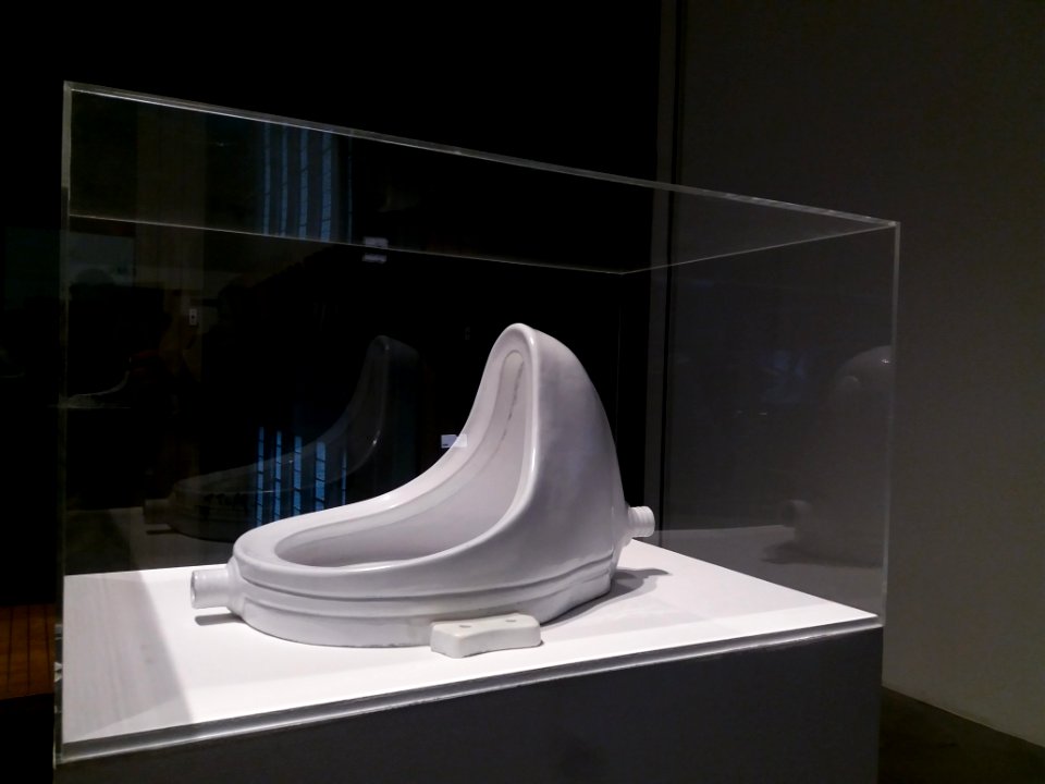 Marcel Duchamp - Fontaine, exemplaire 2 à la Tate Modern (1)