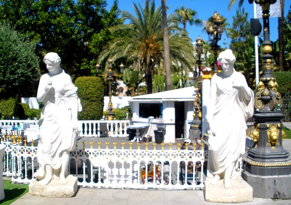 Marbella - Puerto Banús, esculturas 4