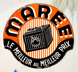 Maree enamel advert sign at the den hartog ford museum
