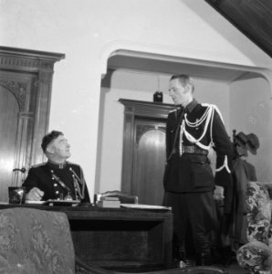 Marechaussees verzorgen de beveiliging, Bestanddeelnr 900-8180