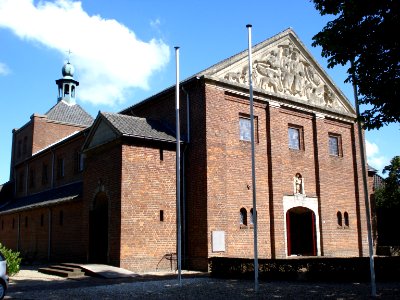 Maren-Kessel, l'église