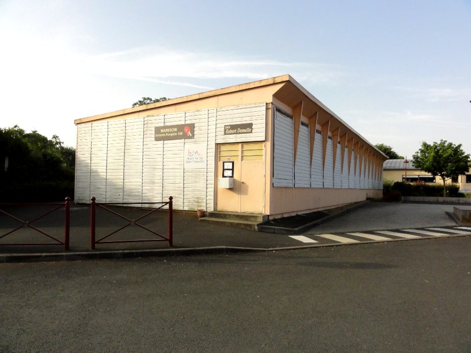 Maresché (Sarthe) salle Robert Demelle