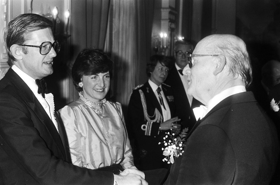 Margriet en Pieter woonden in concertgebouw A'dam zesde lustrum van Nederlands S, Bestanddeelnr 931-9362