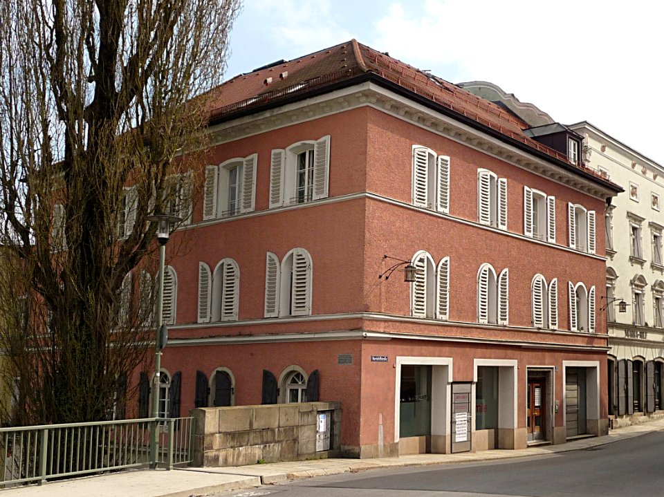 Mariahilfstraße 1