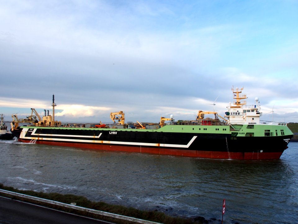 Margiris (ship, 1985) KL 749 Margiris Klaipeda IMO 8301187 into IJmuiden, Amsterdam harbor pic2