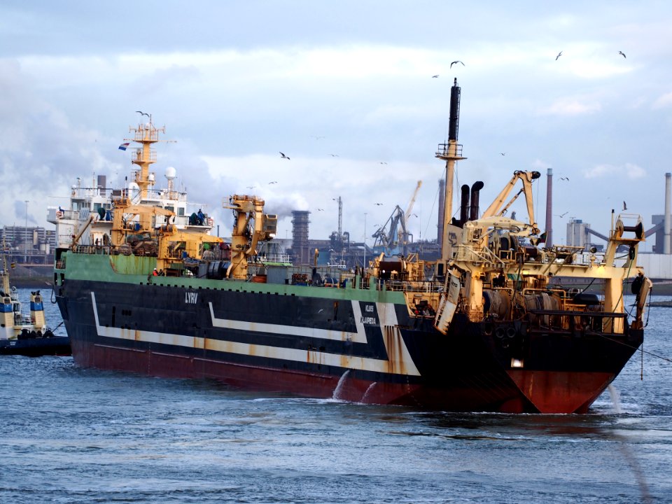 Margiris (ship, 1985) KL 749 Margiris Klaipeda IMO 8301187 into IJmuiden, Amsterdam harbor pic9