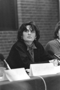 Maria van Veen gekozen als nieuwe voorzitster van de Vrouwenbond FNV in de plaat, Bestanddeelnr 933-2029