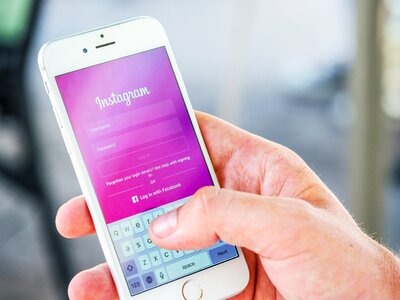 Login mobile network