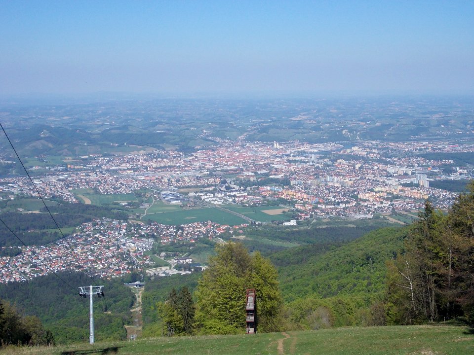 Maribor from Bellevue 01