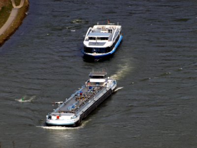 Maria, ENI 02330767 & LORELEY ELEGANCE, ENI 04807530, at the Rhine river pic1