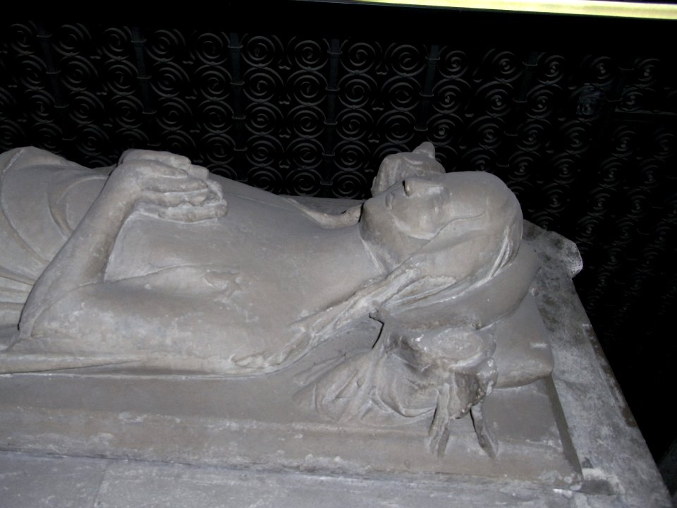 MargaretMortimerBaronessBerkeleyBristolCathedral