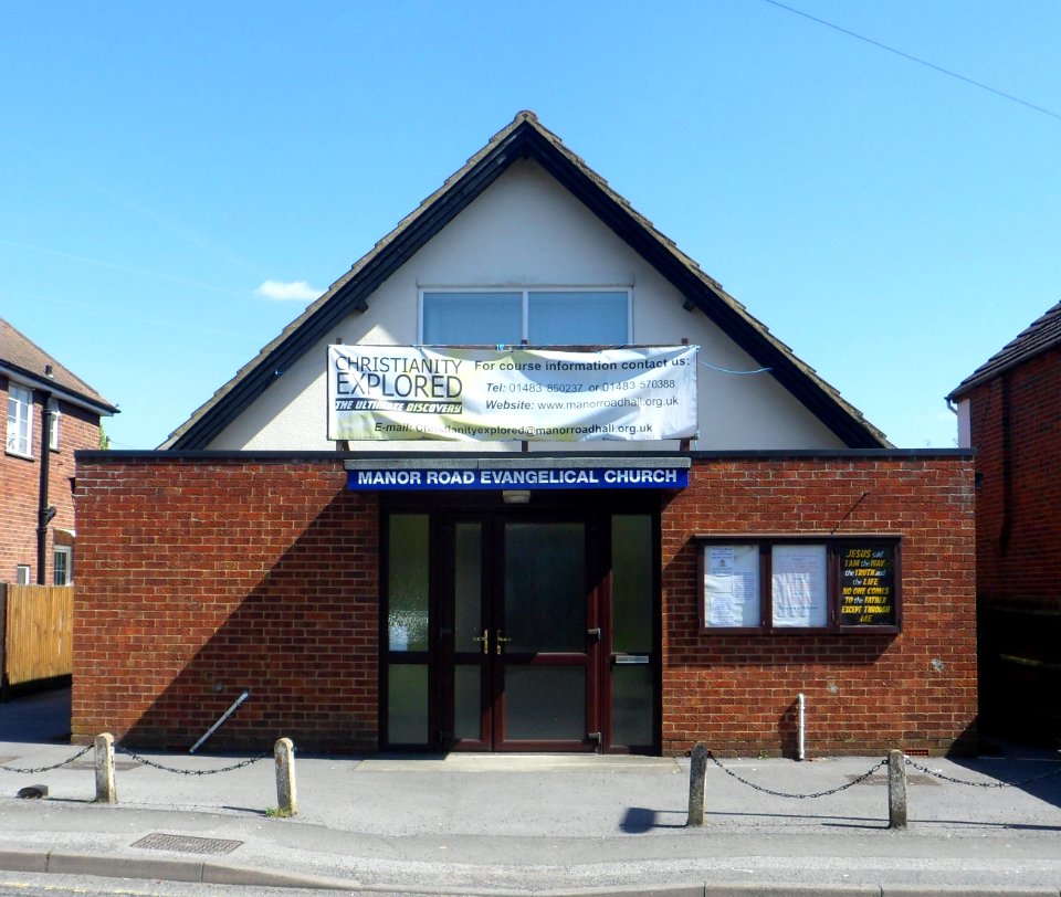 Manor Road Evangelical Church, Manor Road, Stoughton, Guildford (April 2014, from East)