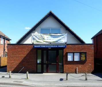 Manor Road Evangelical Church, Manor Road, Stoughton, Guildford (April 2014, from East) photo