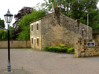 Mansion Cottage Approximately 10 Metres West Of Roundhay Park Stables