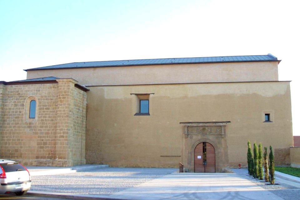 Mansilla de las Mulas - Museo Etnográfico Provincial de León (ex Convento de San Agustin) 01