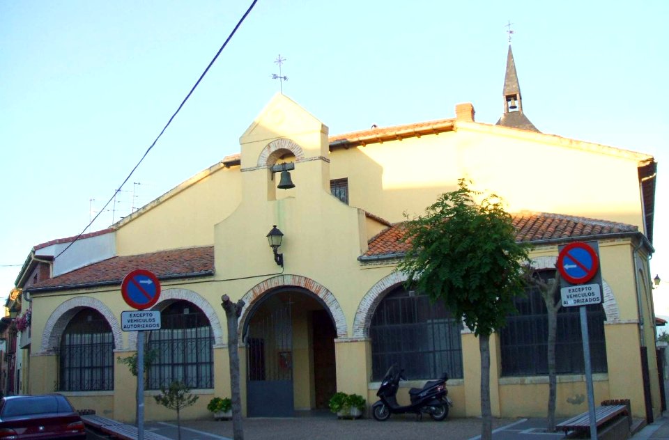 Mansilla de las Mulas - Iglesia de Santa María 12