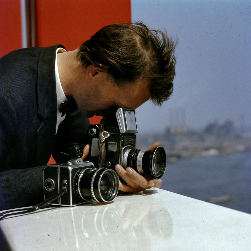 Mannen, fototoestellen, Bestanddeelnr 254-7068