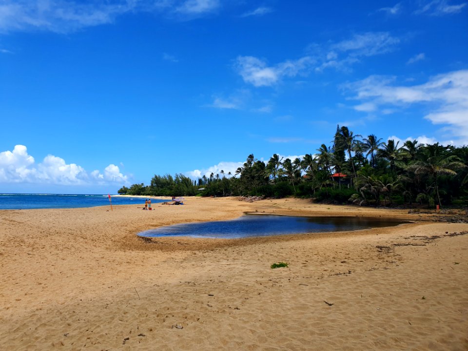 Maniniholo Beach