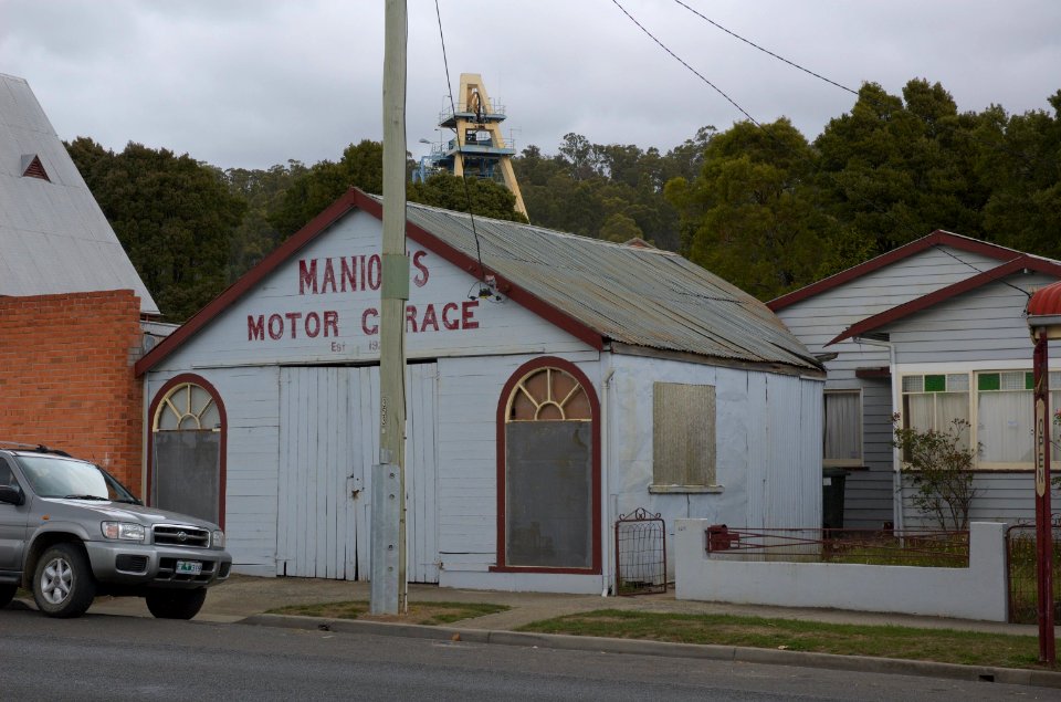 Manions-Beaconsfield-20070419-012