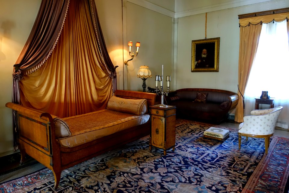 Manin Bedroom - Vizcaya Museum and Gardens - Miami, Florida - DSC08497