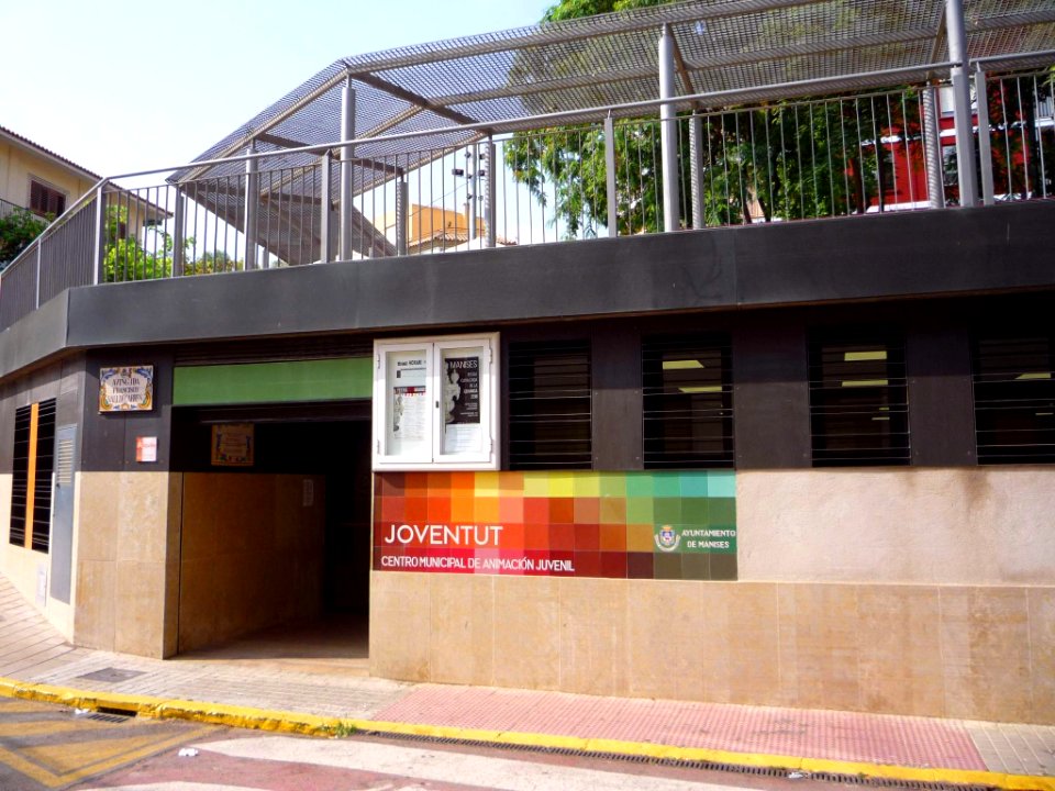 Manises - Centro Municipal de Animación Juvenil
