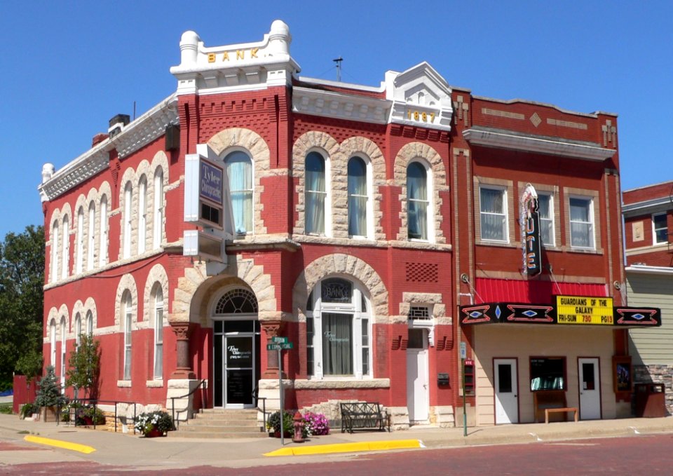 Mankato, KS First National Bank from SE 2