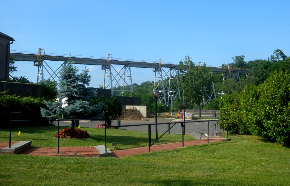 Manhasset Valley trestle spruce jeh