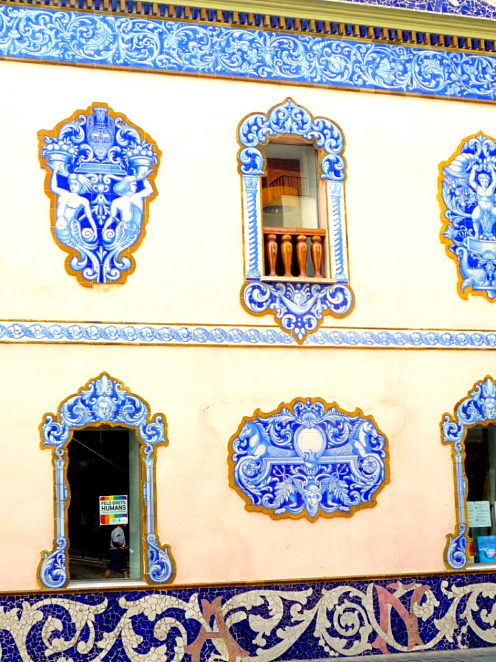 Manises - Edificio El Arte (Oficina de Turismo) 2