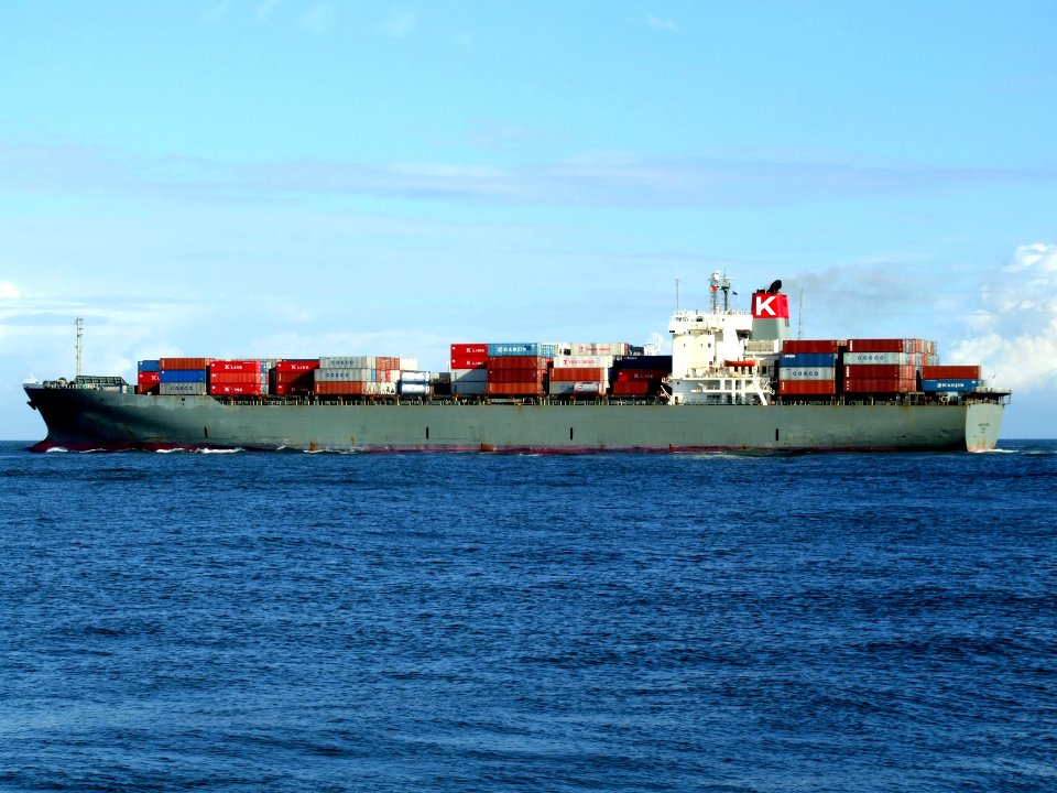 Manhatten Bridge p8, leaving Port of Rotterdam, Holland 01-Jan-2005