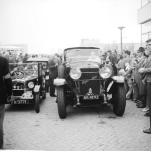 Marathon Amsterdam-Parijs-Amsterdam, georganiseerd door de Pionier Automobielen , Bestanddeelnr 921-6822