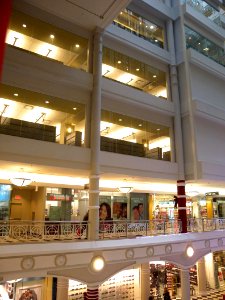 Manhattan Mall upper floors jeh