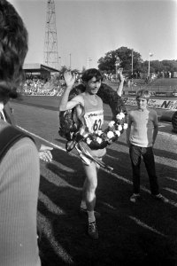 Marathon te Enschede, Bestanddeelnr 924-9056