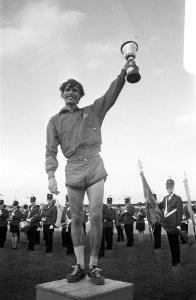 Marathon te Enschede, huldiging, Bestanddeelnr 924-9052