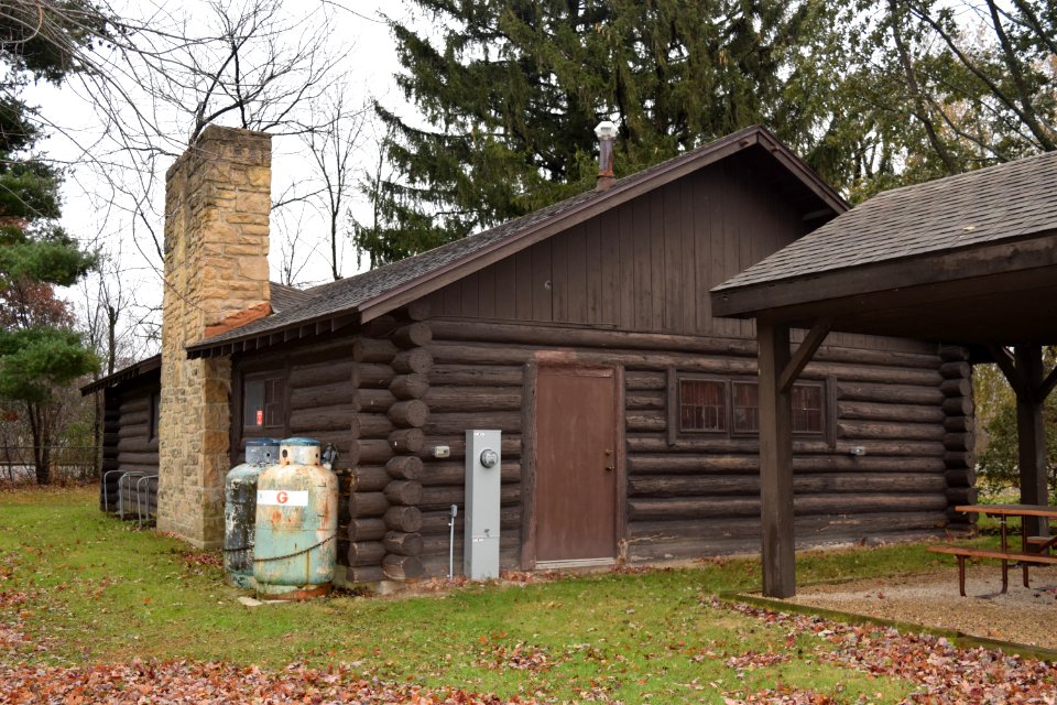 Maple Bluff Boy Scout Cabin, side and back