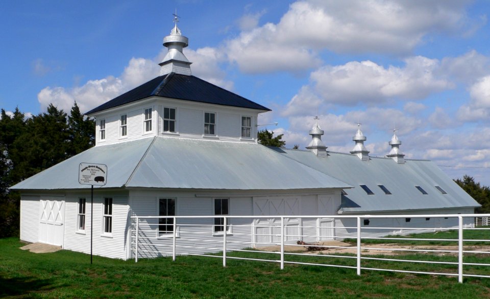 Maple Grove Sales Pavilion and Farrowing Barn from SW 2