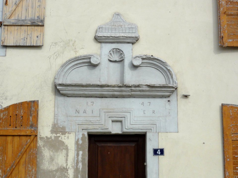 Marainviller (M-et-M) dessus de porte maison C