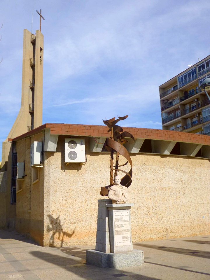 Manzanares - Iglesia de Nuestra Señora de Altagracia 1