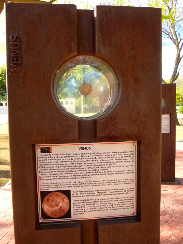 Manzanares - Parque del Polígono - Paseo del Sistema Solar 09