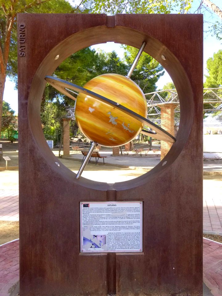 Manzanares - Parque del Polígono - Paseo del Sistema Solar 05