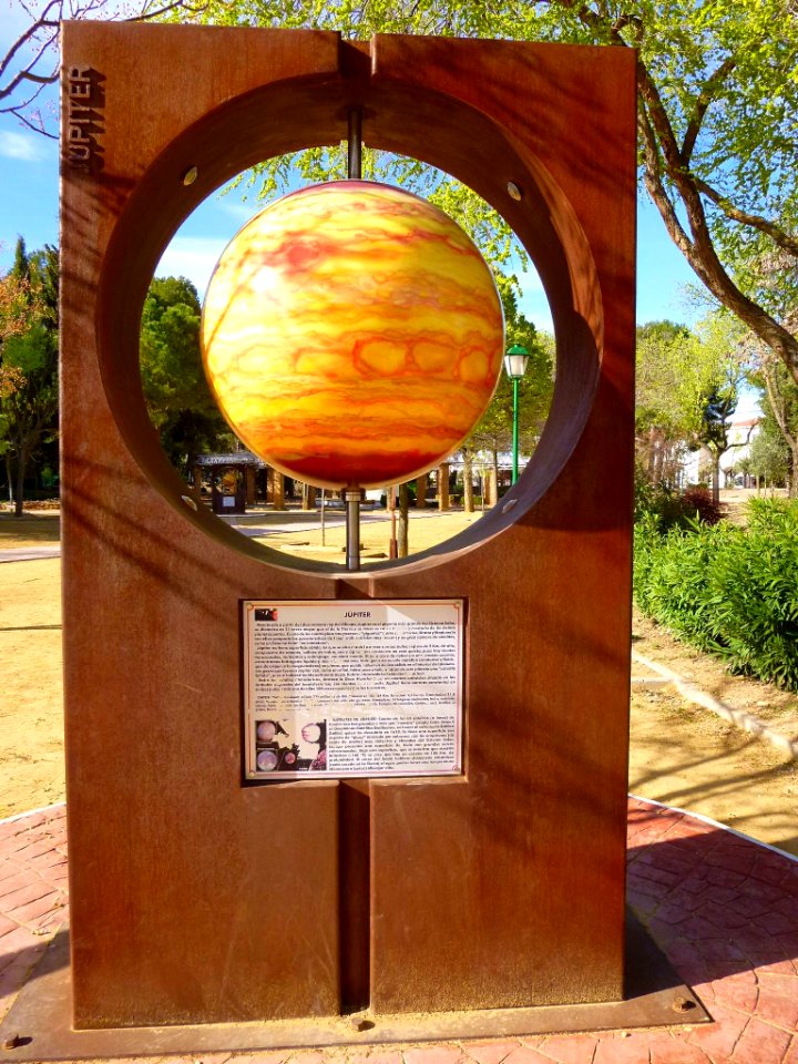 Manzanares - Parque del Polígono - Paseo del Sistema Solar 16