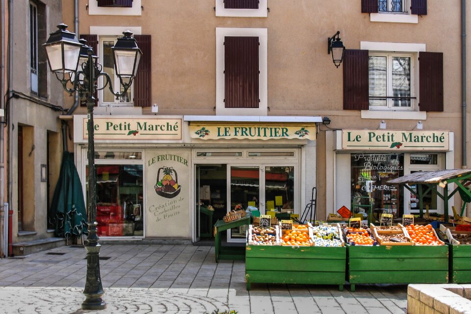 Music business vaison la romaine