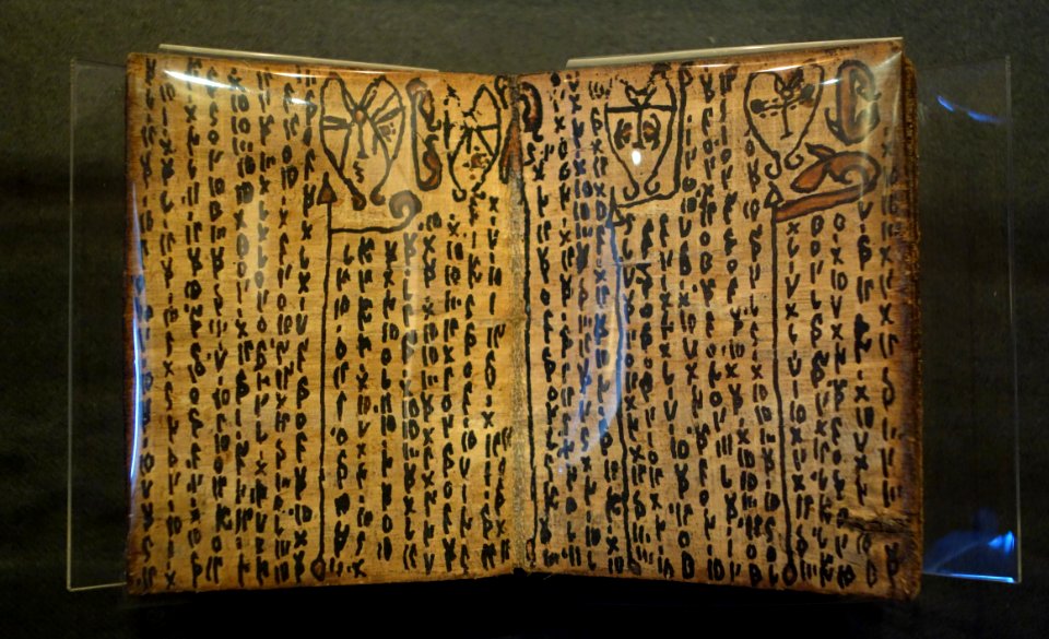 Manuscript in Toba-Batak language, central Sumatra, early 1800s - Robert C. Williams Paper Museum - DSC00360