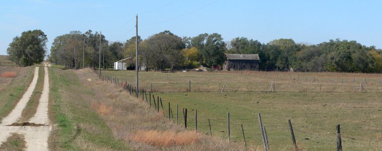 Manthey barn (Tripp Co SD) from E 2 long