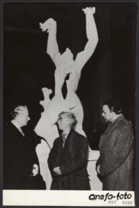 Maquettes, beeldhouwkunst, kunstenaars, ambassadeurs, musea, Musee de Art Modern, Bestanddeelnr 094-0408