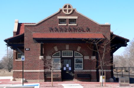 Manzanola, Colorado RR depot from SE 1