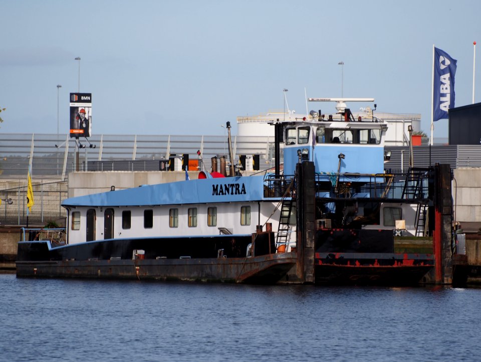 Mantra (tugboat, 1973), ENI 06002595, Port of Amsterdam