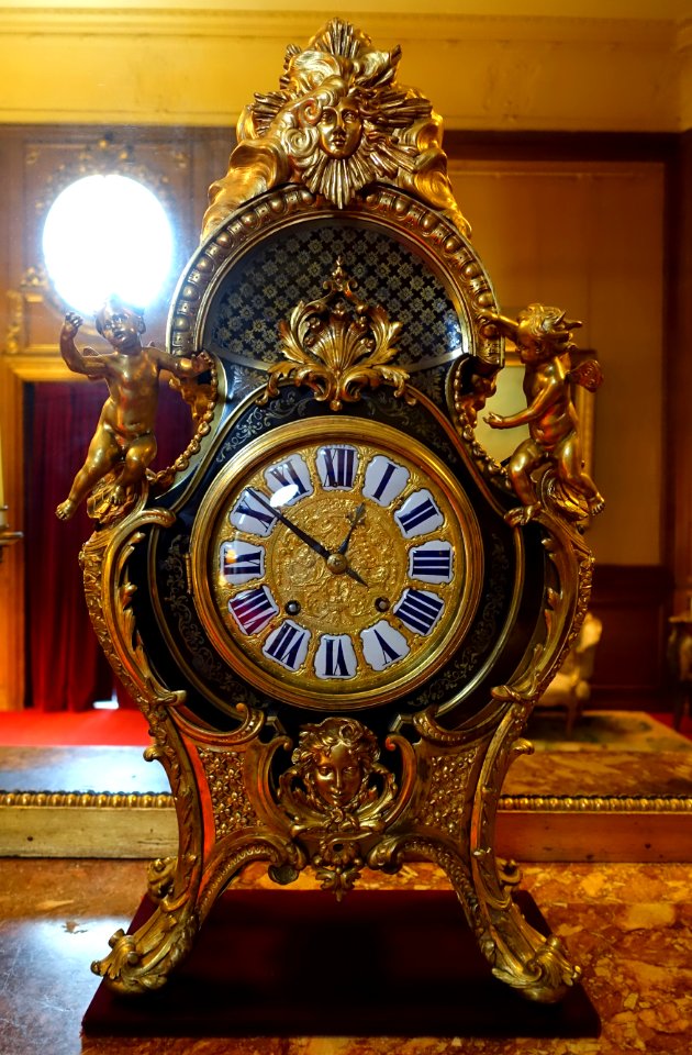 Mantel clock, 2 of 2 - Waddesdon Manor - Buckinghamshire, England - DSC07679