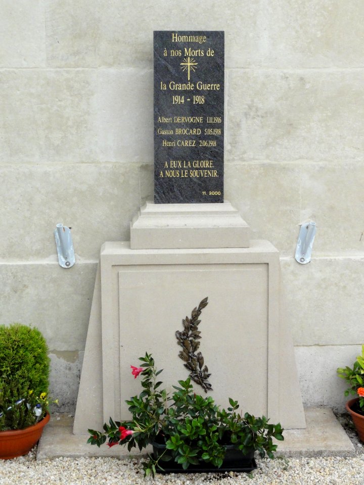 Méligny-le-Petit (Meuse) plaque monument aux morts sur l'église